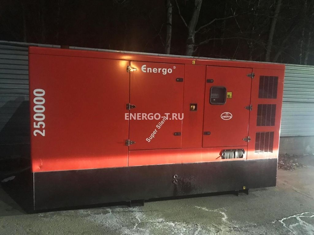 Дизельный генератор Energo ED 250000 в кожухе